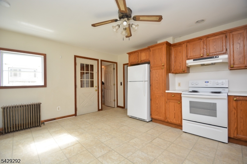 12 Church Street Wharton, NJ 07885 - Photo 4 of 11
