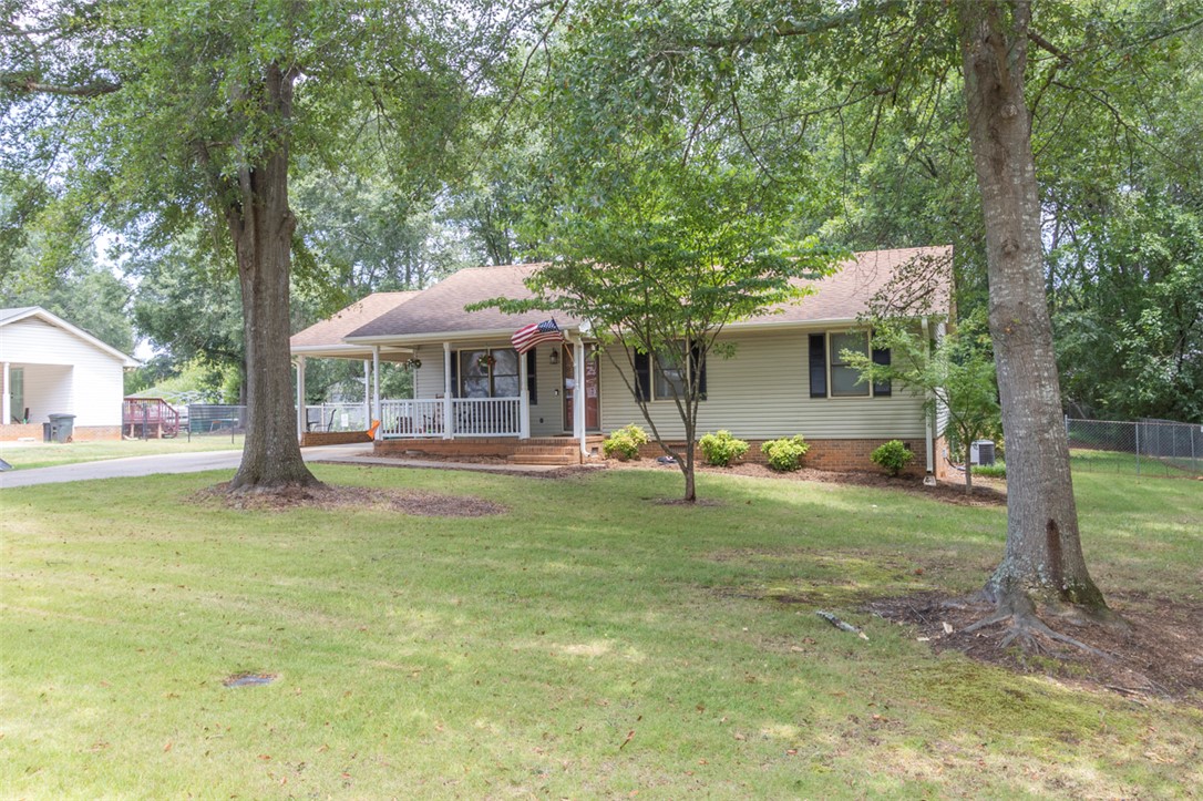 502 Weldon Way Anderson, SC 29626 - Photo 1 of 43 Gallery Image 1