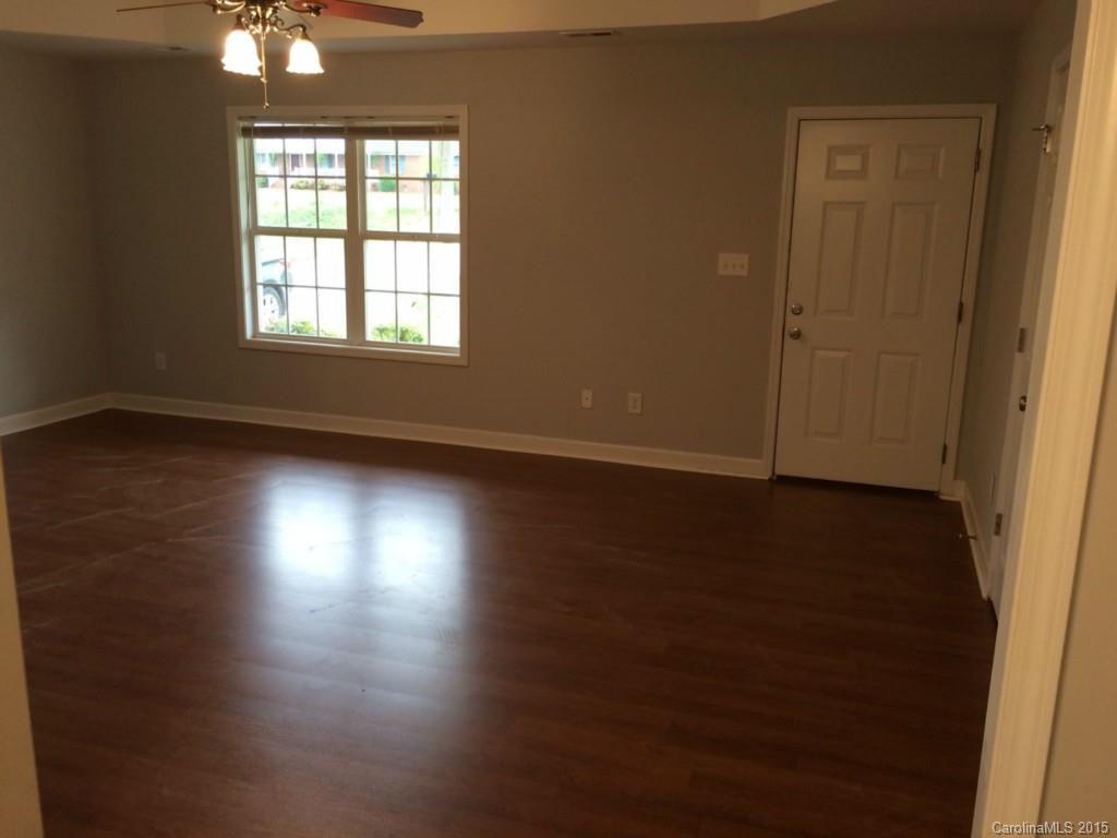 233 West Old Limestone Road York, SC 29745 - Photo 4 of 17 Gallery Image 4