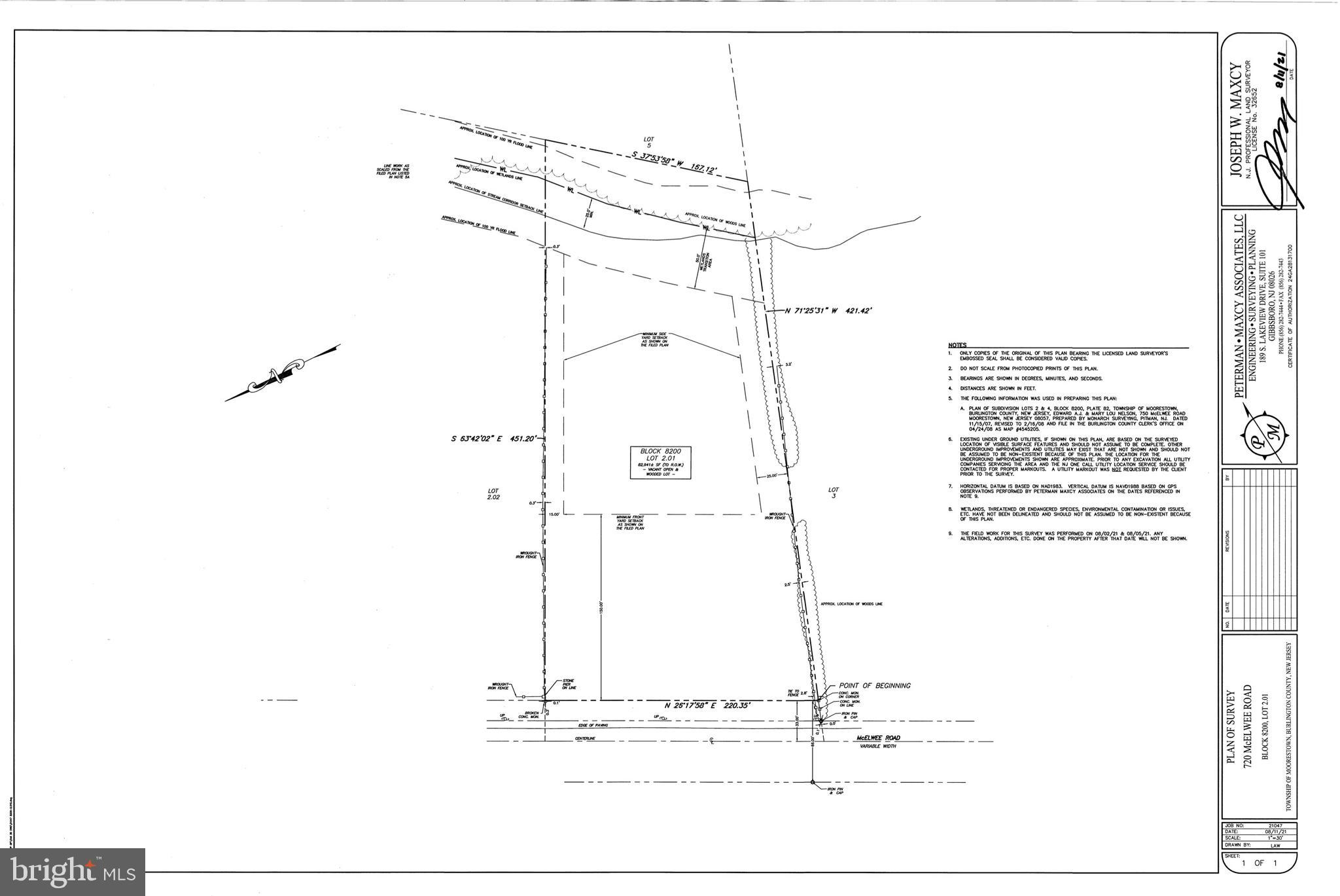 720 McElwee Road Moorestown, NJ 08057 - Photo 2 of 10 a picture of a bathroom with a shower