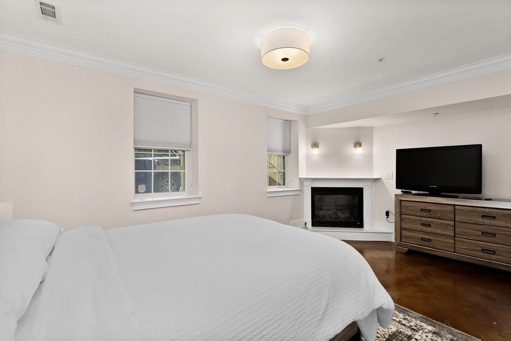 96 Dix Street, Unit 1 Boston, MA 02122 - Photo 13 of 21