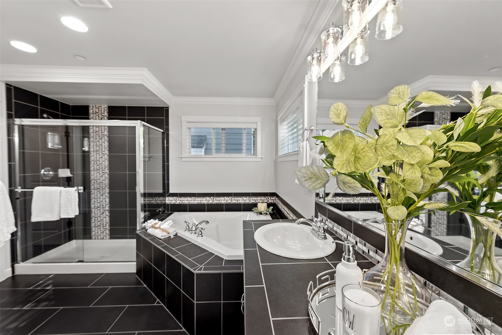 17325 121st Place Northeast Bothell, WA 98011 - Photo 15 of 26 Gallery Image 15