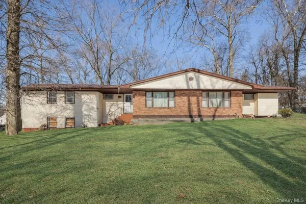 $925,000 | 61 Rolling Ridge Road, New City, NY 10956