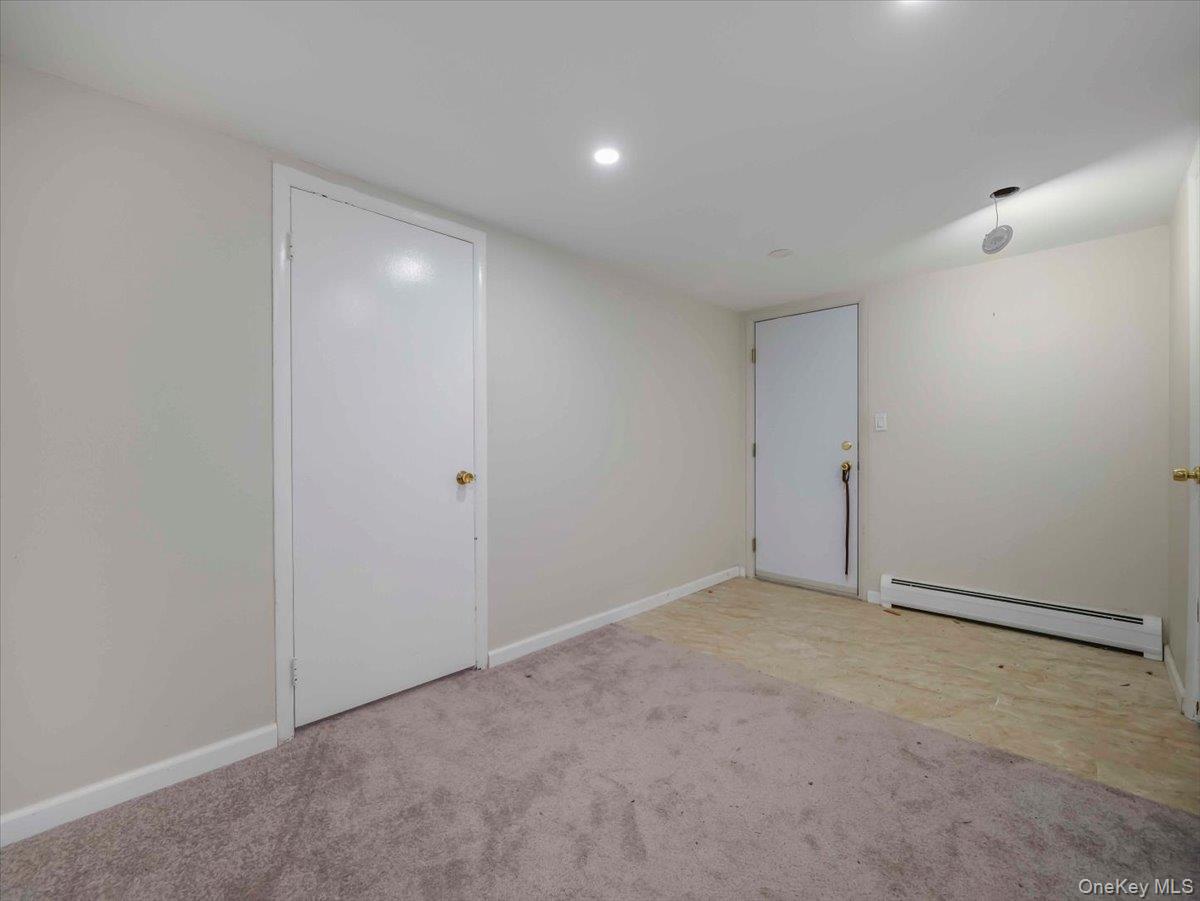 61 Rolling Ridge Road New City, NY 10956 - Photo 30 of 43 a view of an empty room