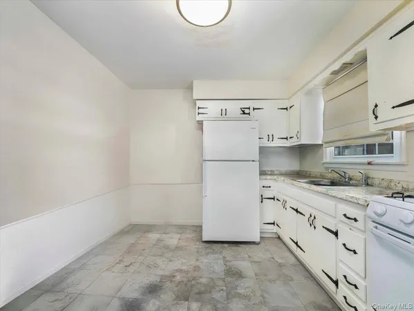 $925,000 | 61 Rolling Ridge Road, New City, NY 10956