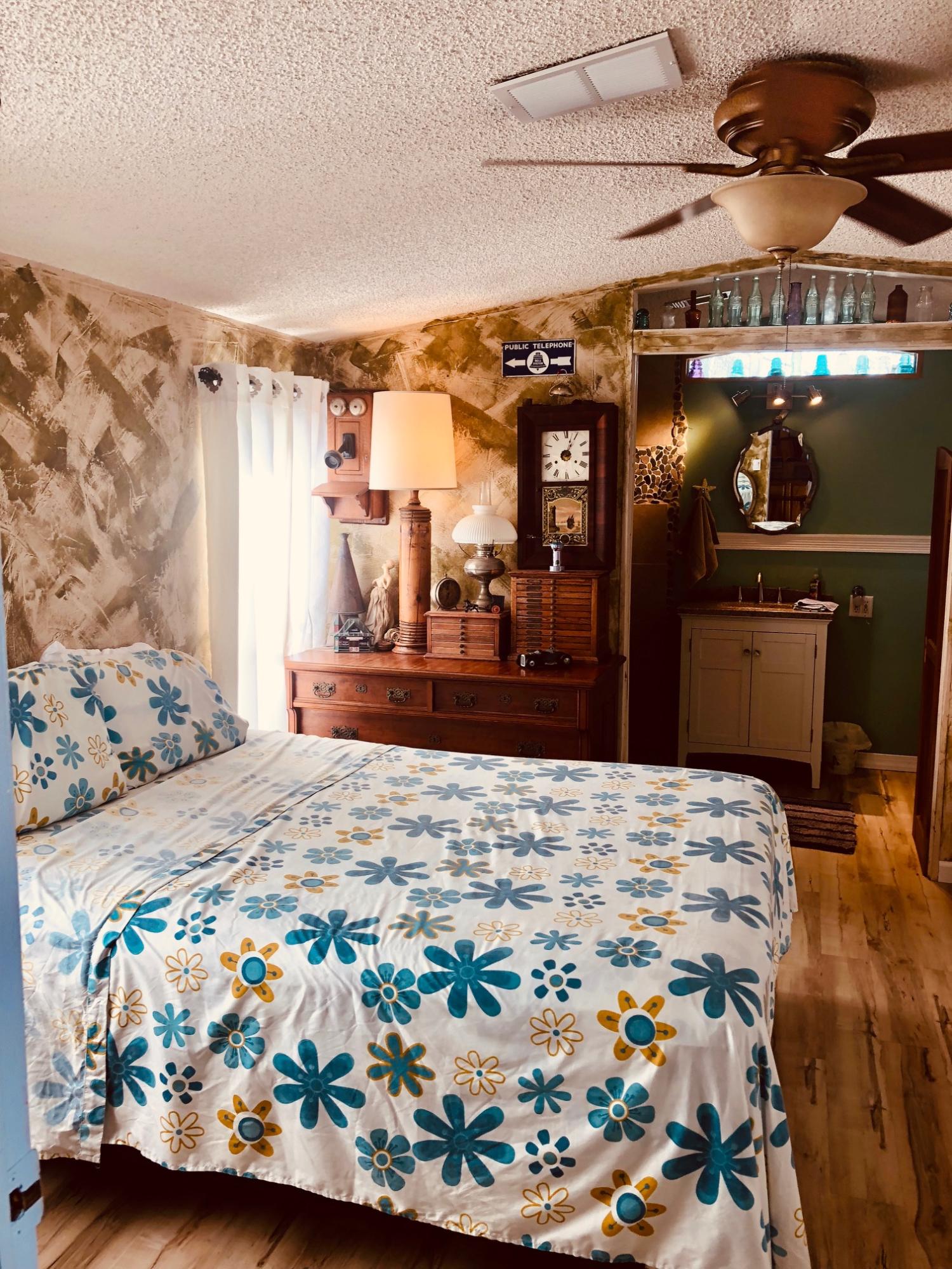 903 Plantation Road Key Largo, FL 33037 - Photo 13 of 27 903