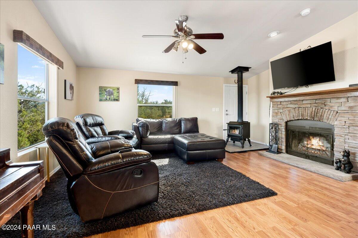 03-Living Room
