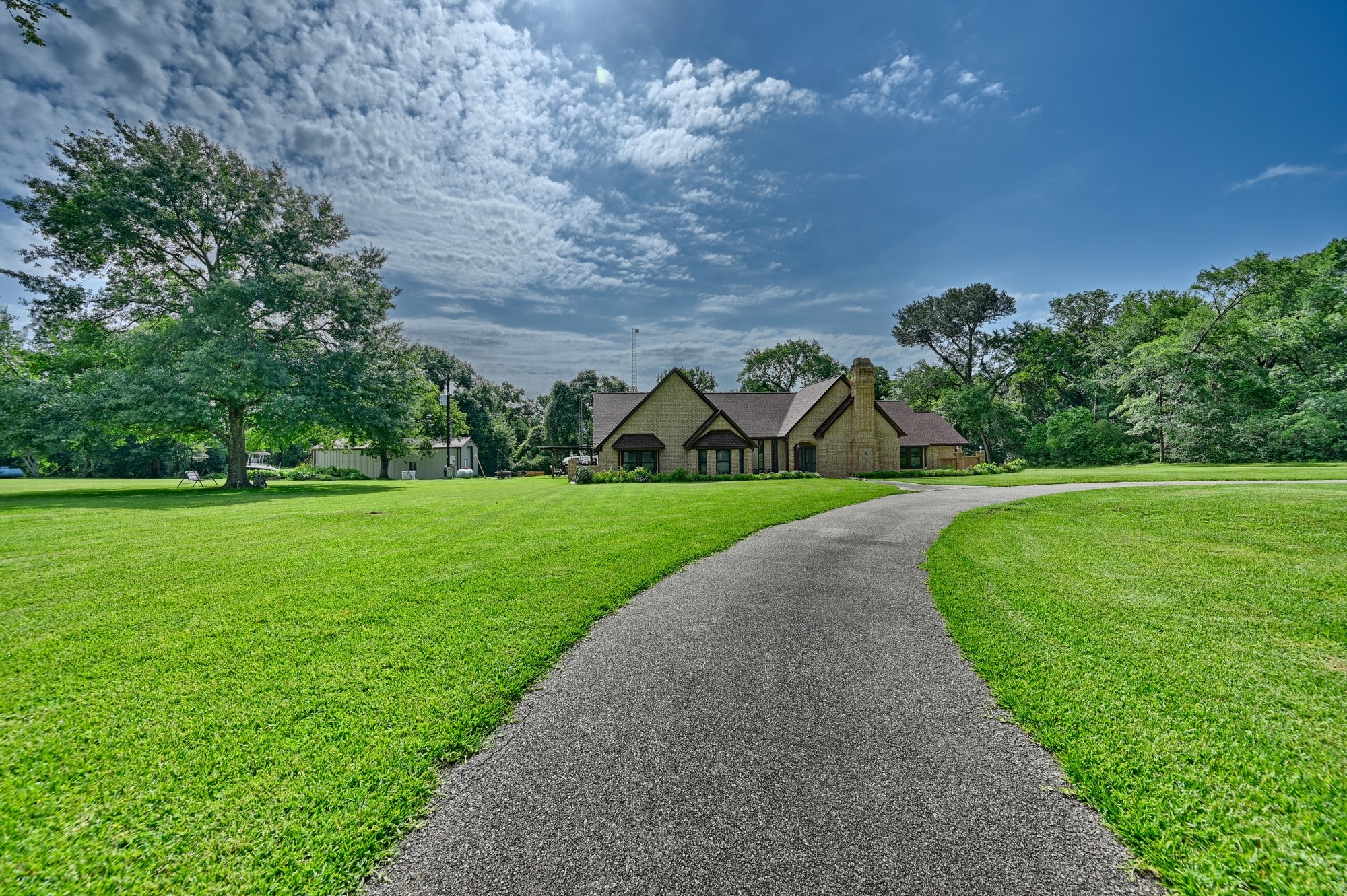 a view of a golf course with a garden