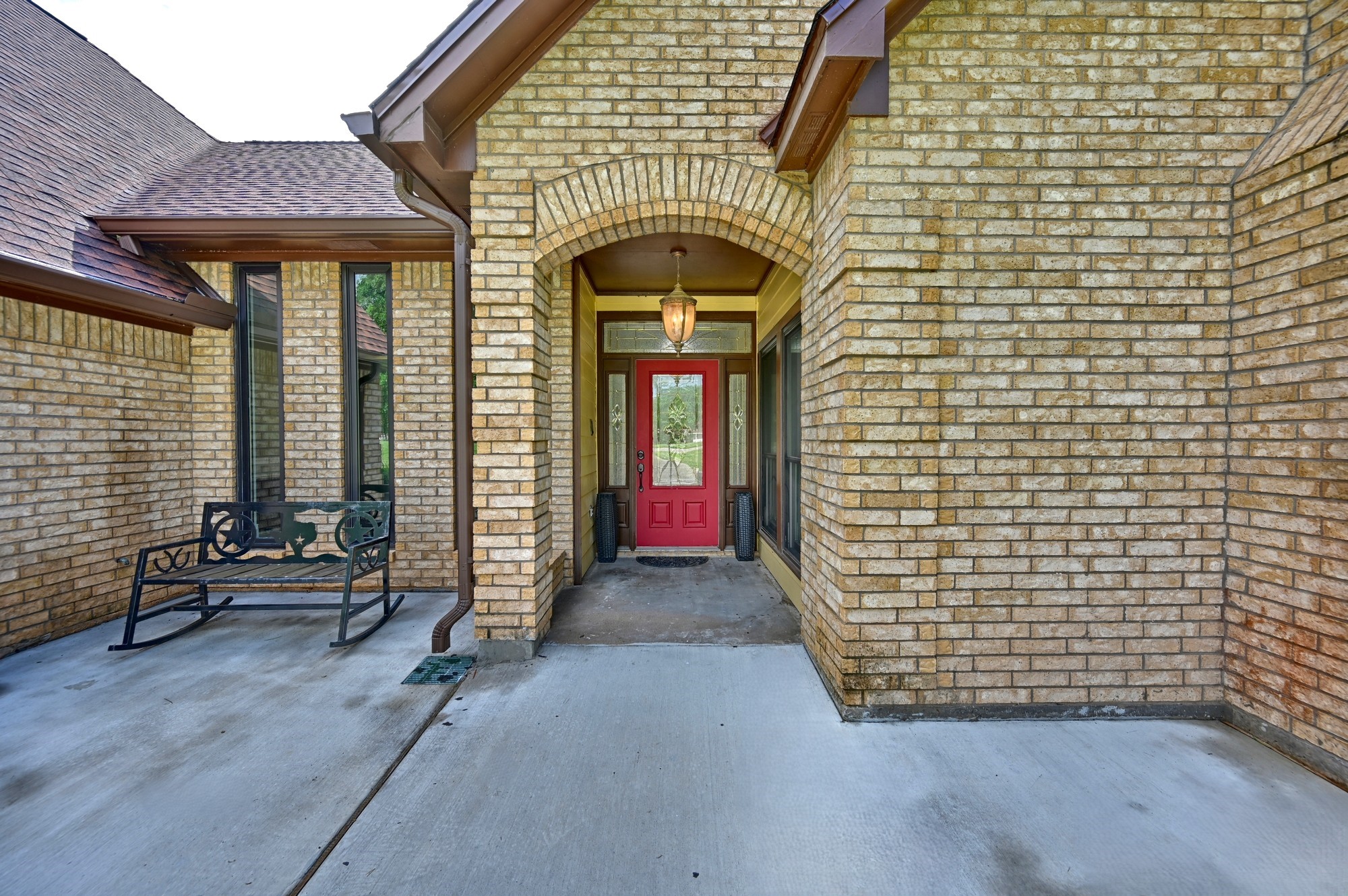 1950 Country Club Road Brenham, TX 77833 - Photo 8 of 39 a view of entryway with a brick wall