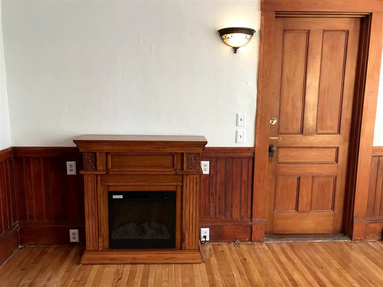 147 Pleasant Street, Unit #3 Laconia, NH 03246 - Photo 6 of 32