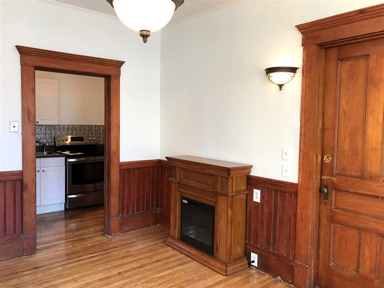 147 Pleasant Street, Unit #3 Laconia, NH 03246 - Photo 8 of 32