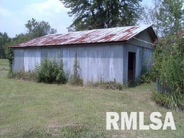 1755 Russell Road West Frankfort, IL 62896 - Photo 3 of 3 Gallery Image 3