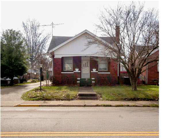 855 East Riverside Drive Evansville, IN 47713 - Photo 1 of 19 Gallery Image 1