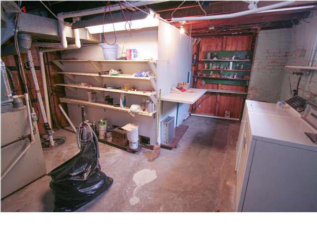 855 East Riverside Drive Evansville, IN 47713 - Photo 14 of 19 Gallery Image 14