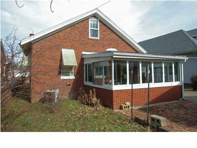 855 East Riverside Drive Evansville, IN 47713 - Photo 16 of 19 Gallery Image 16