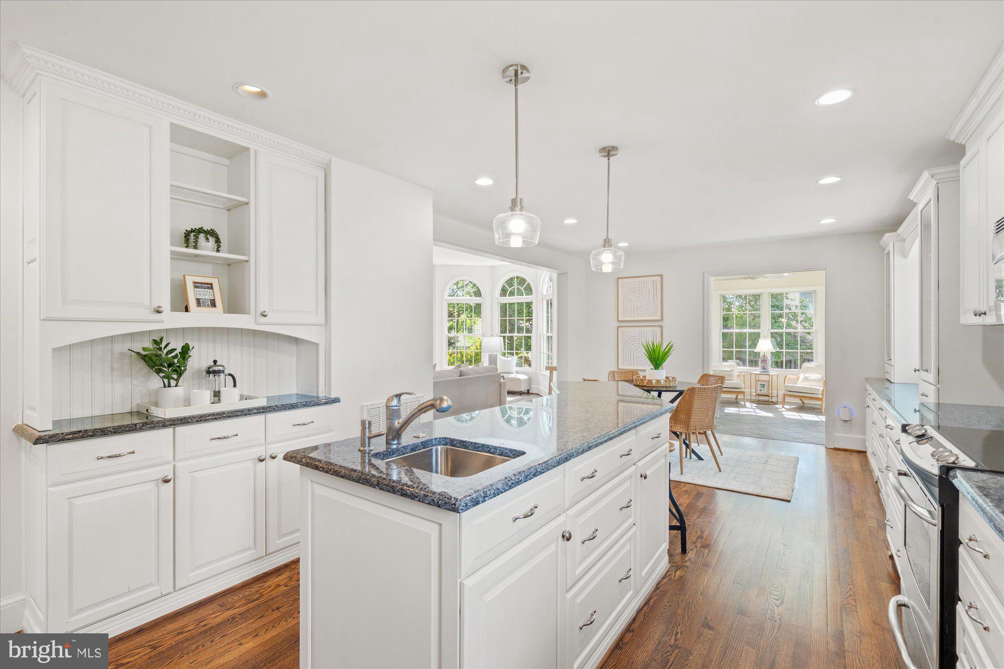 2434 Cameron Mills Road Alexandria, VA 22302 - Photo 19 of 51