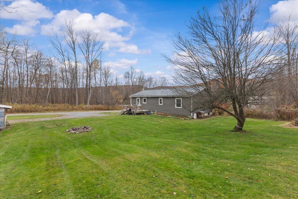 10 Cross Road Milton, VT 05468 - Photo 4 of 43
