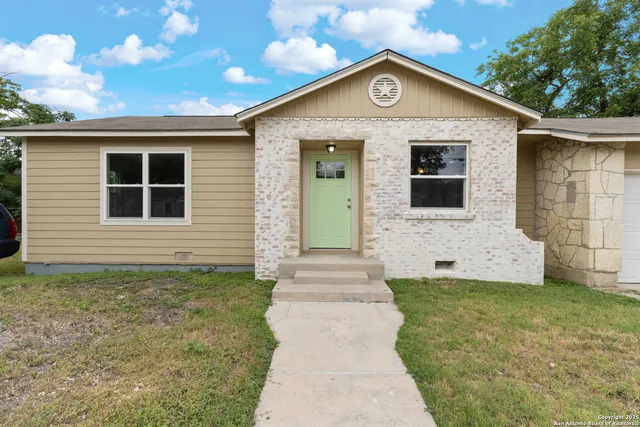 $299,000 | 2020 Fresno, San Antonio, TX 78201