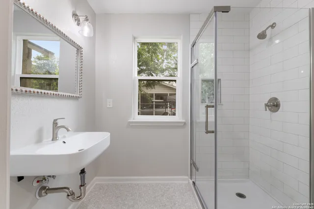 $299,000 | 2020 Fresno, San Antonio, TX 78201