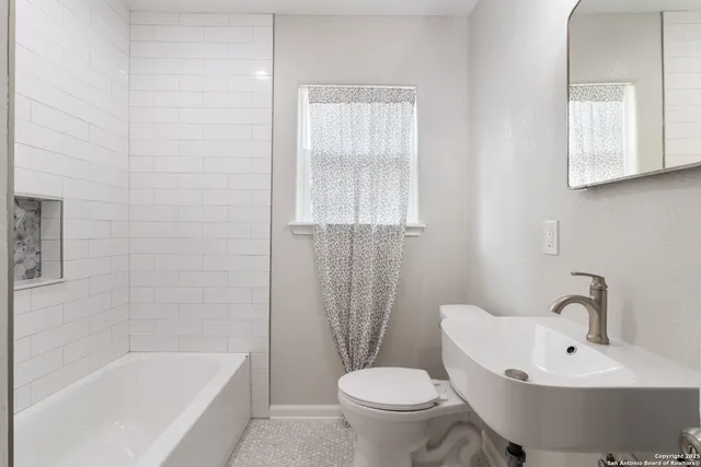 $299,000 | 2020 Fresno, San Antonio, TX 78201