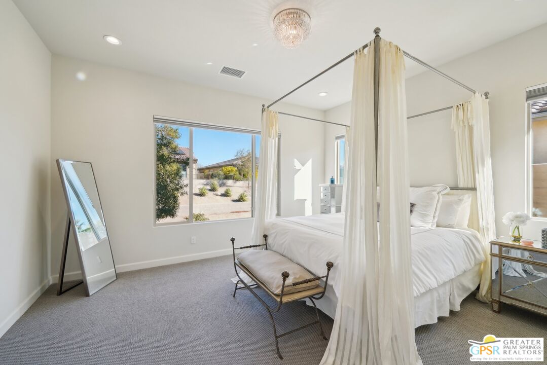 18 Pinotage Rancho Mirage, CA 92270 - Photo 4 of 75