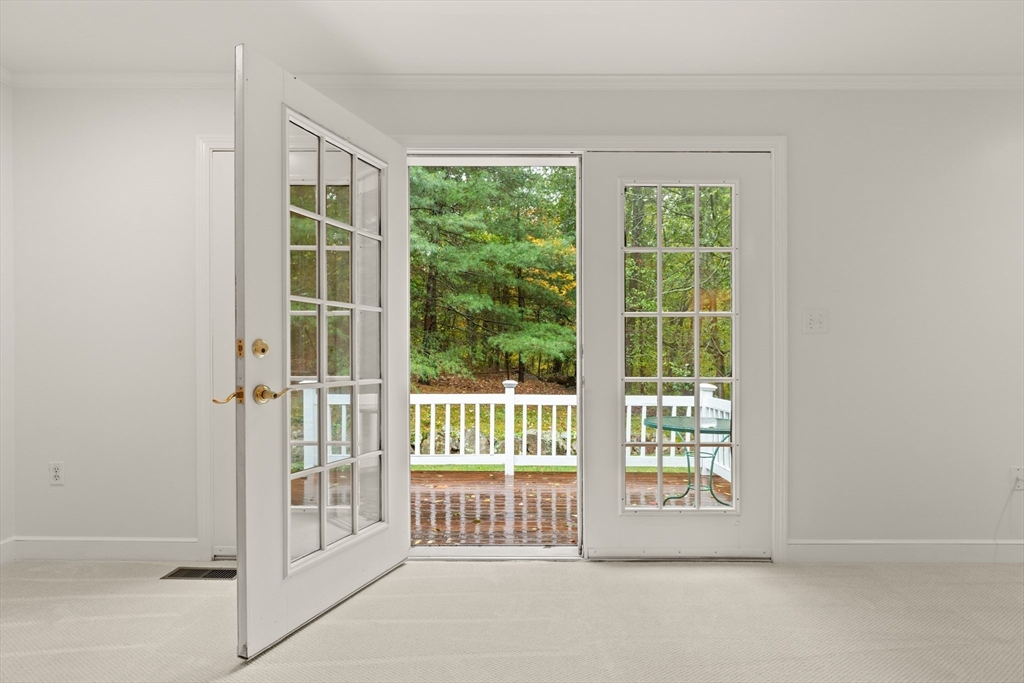 7 Preacher Road, Unit 7 Milton, MA 02186 - Photo 2 of 10