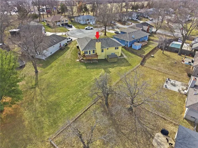 $300,000 | 3307 Northwest Shannon Court, Blue Springs, MO 64015