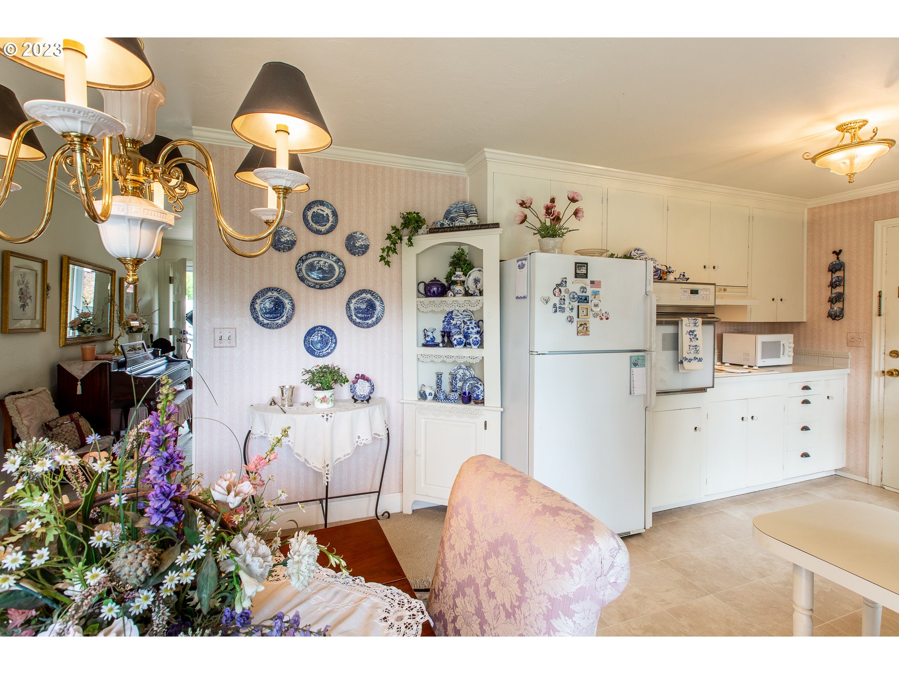 2727 Villa Way Springfield, OR 97477 - Photo 11 of 41