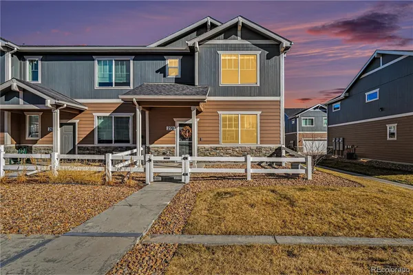 $374,900 | 270 Cardinal Street, Johnstown, CO 80534