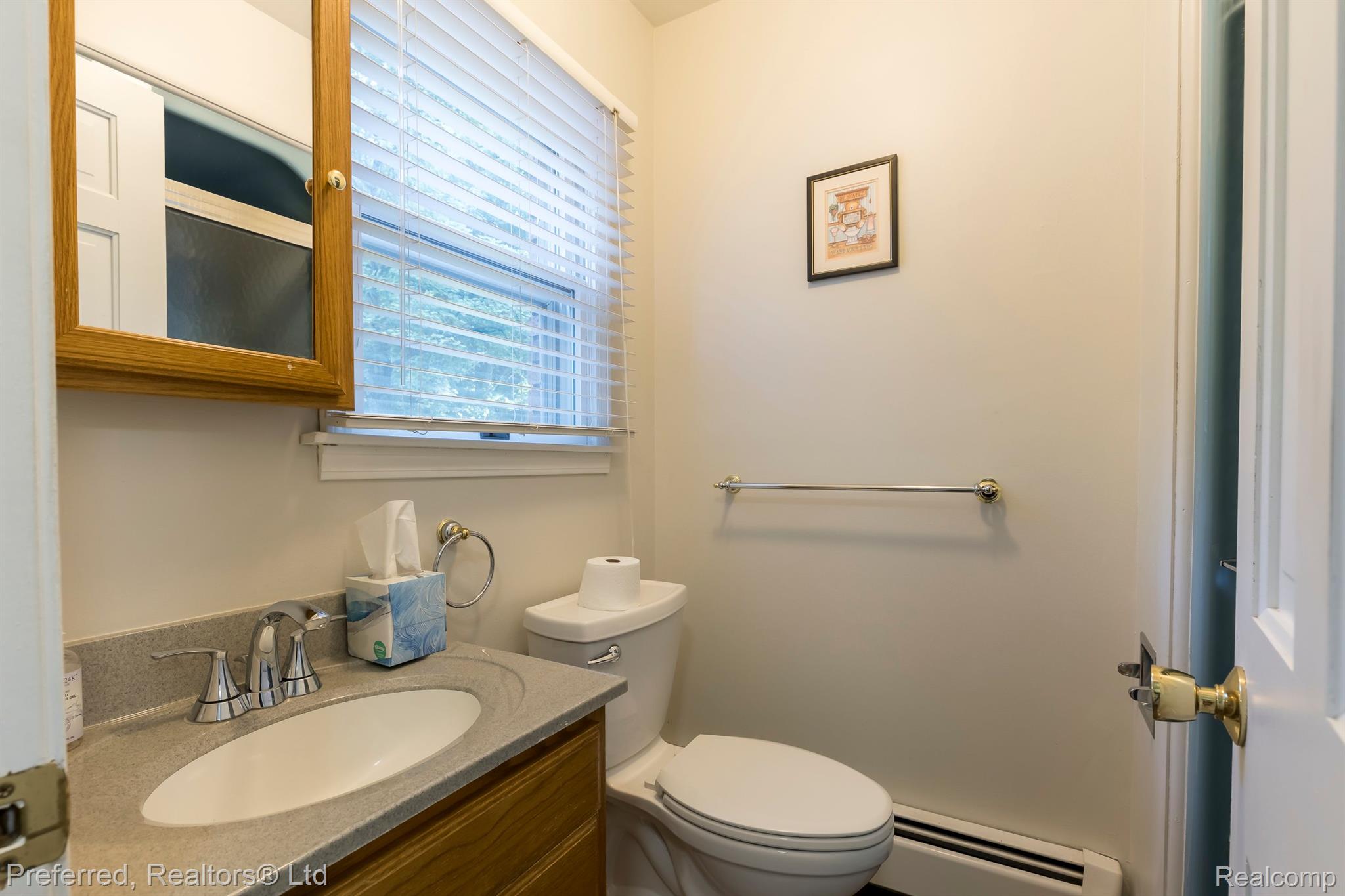 40825 Harris Road Belleville, MI 48111 - Photo 25 of 36 ~ Bathroom ~