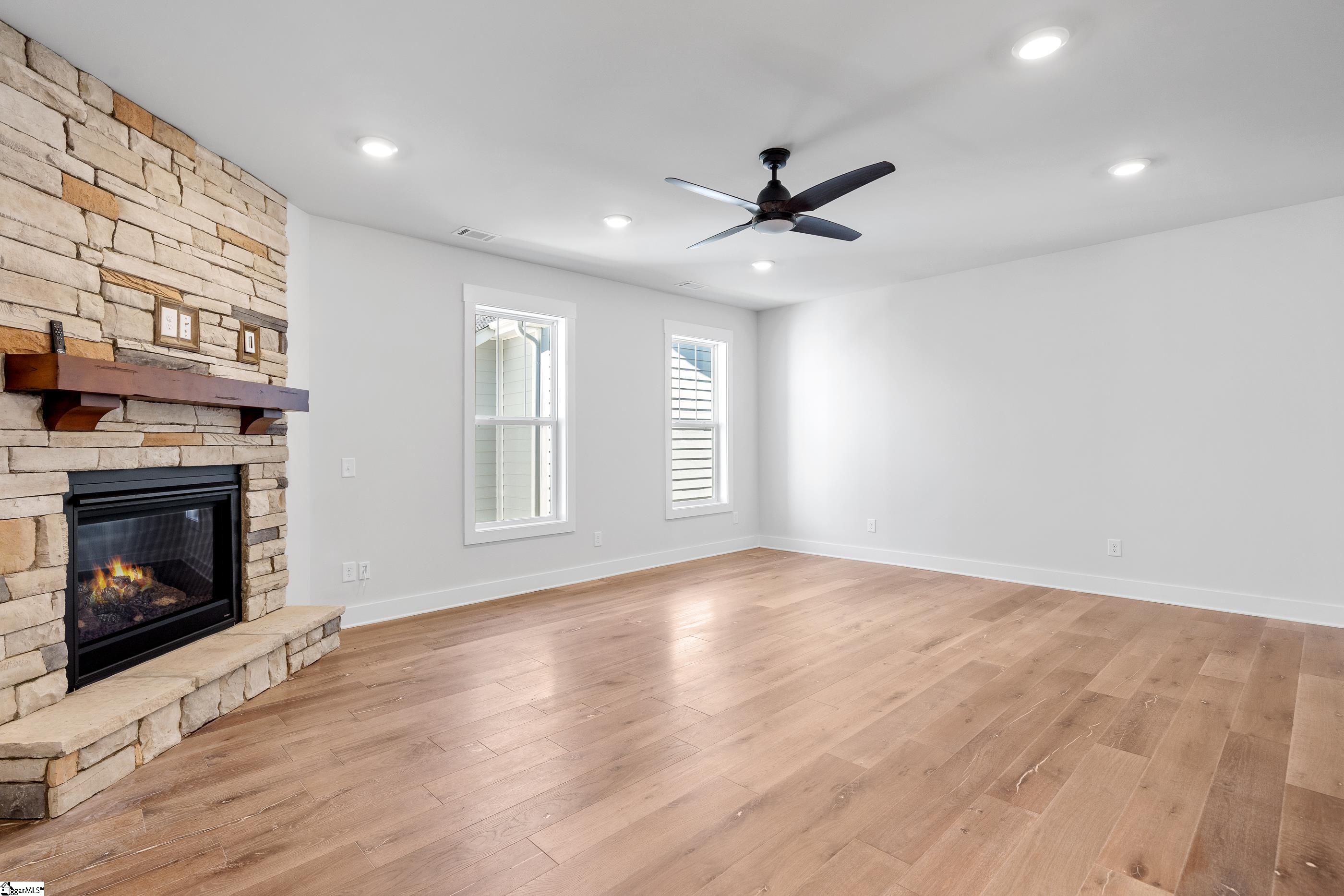 42 Elmsley Road Greenville, SC 29607 - Photo 4 of 23