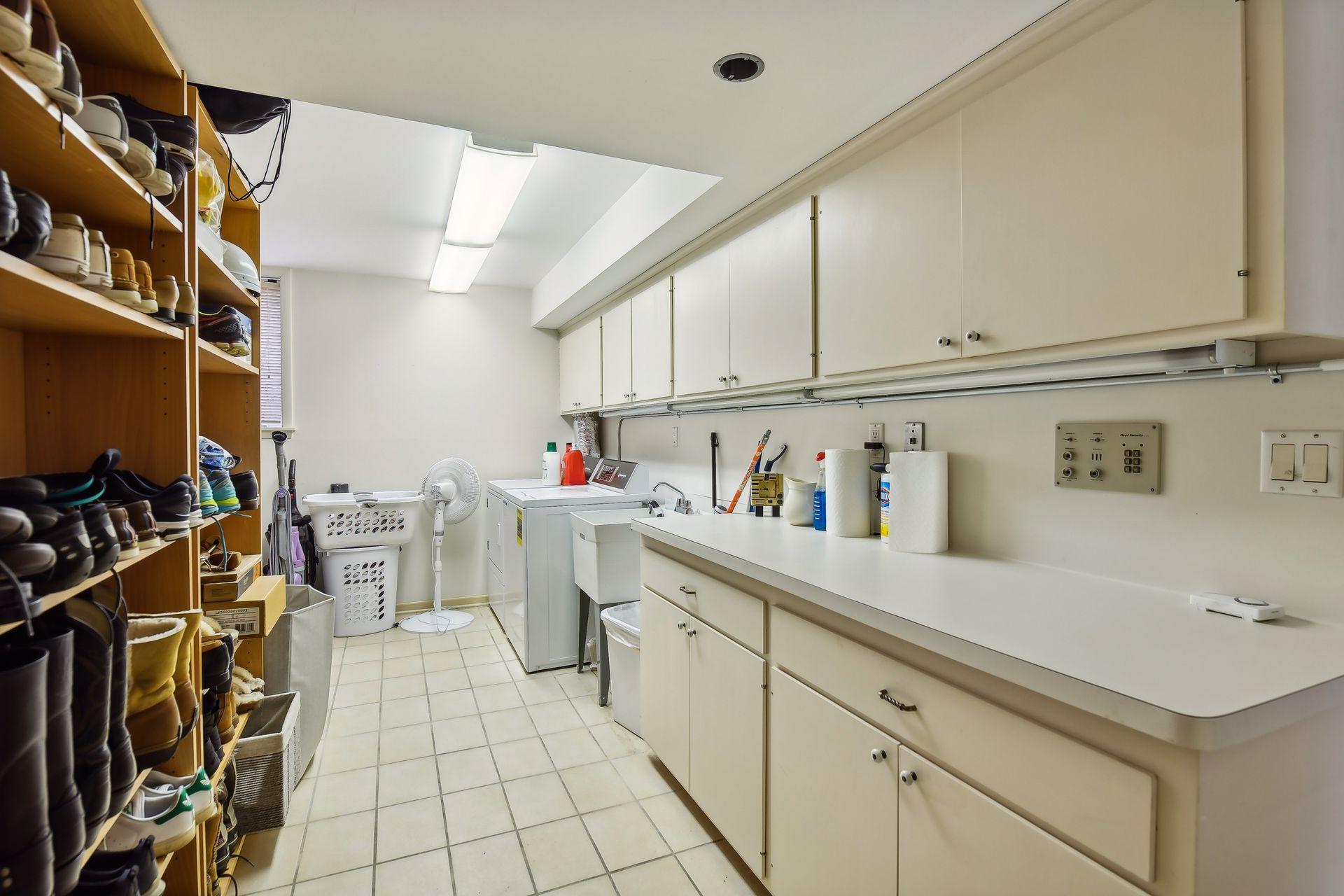 5700 Deville Drive Edina, MN 55436 - Photo 48 of 72