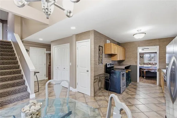 $645,000 | 5118 El Monte Street, Roeland Park, KS 66205
