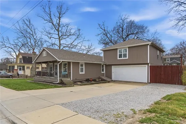 $645,000 | 5118 El Monte Street, Roeland Park, KS 66205