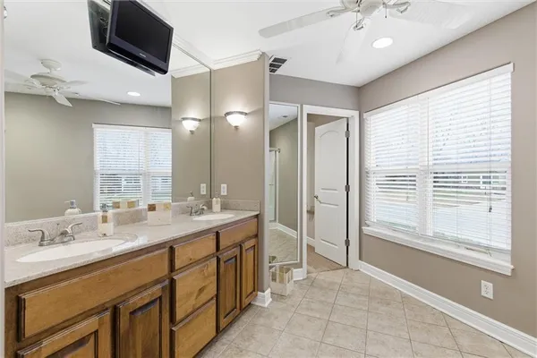 $645,000 | 5118 El Monte Street, Roeland Park, KS 66205
