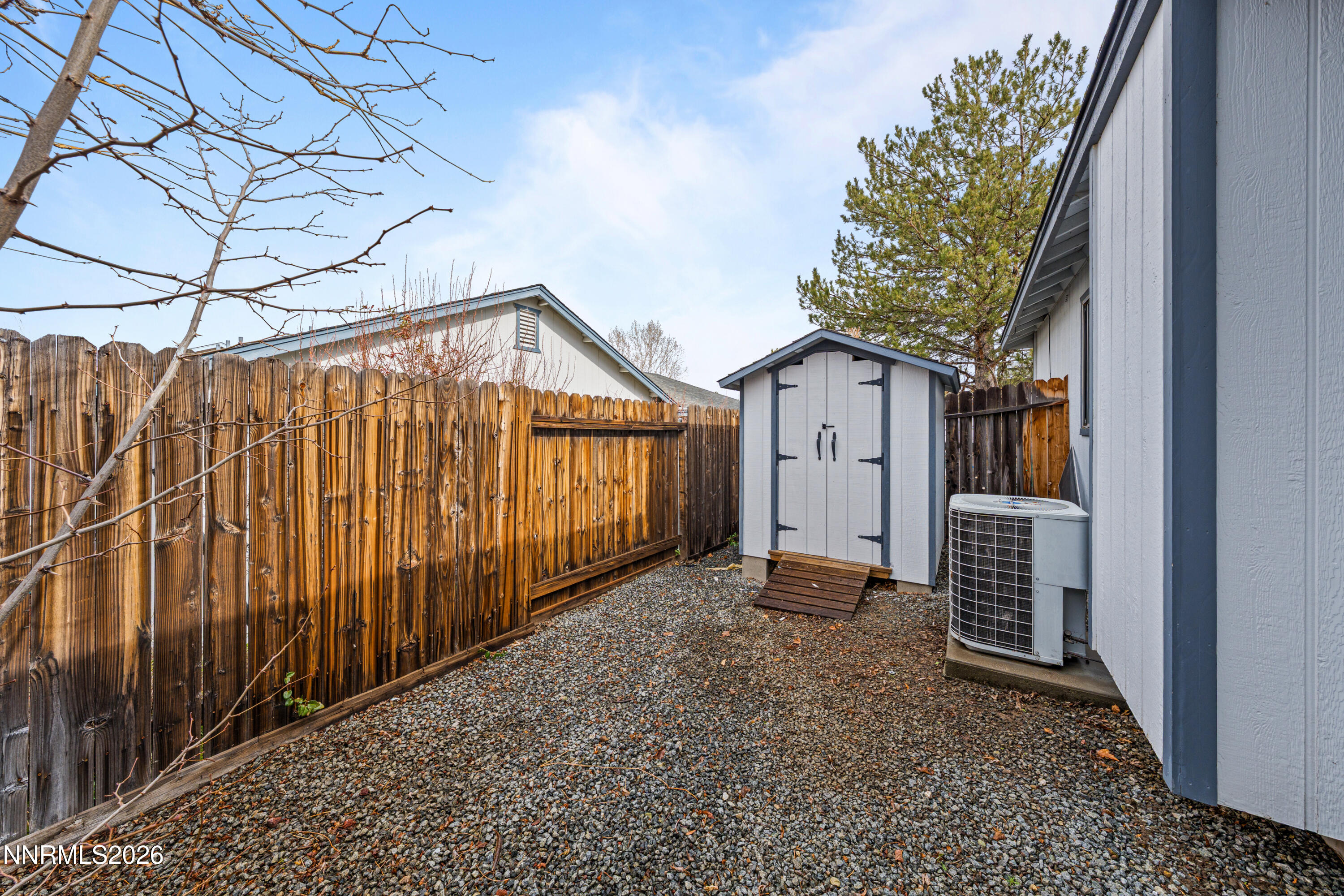 8651 Beechcraft Drive Reno, NV 89506 - Photo 27 of 32 A7V05446