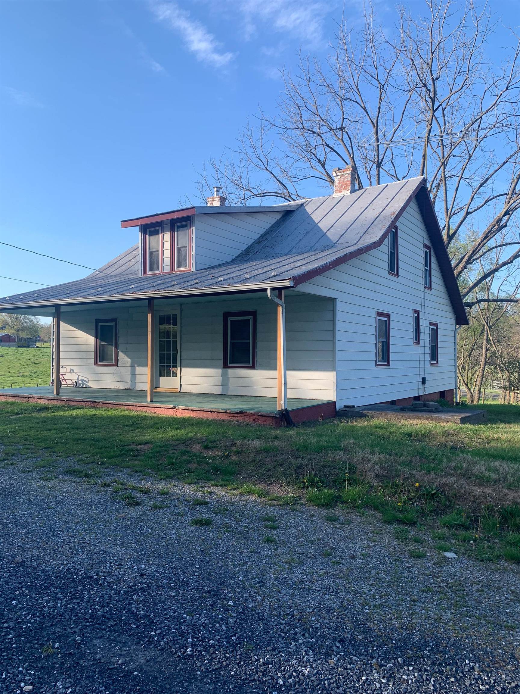 9 7 Springs Lane Fort Defiance, VA 24437 - Photo 1 of 13
