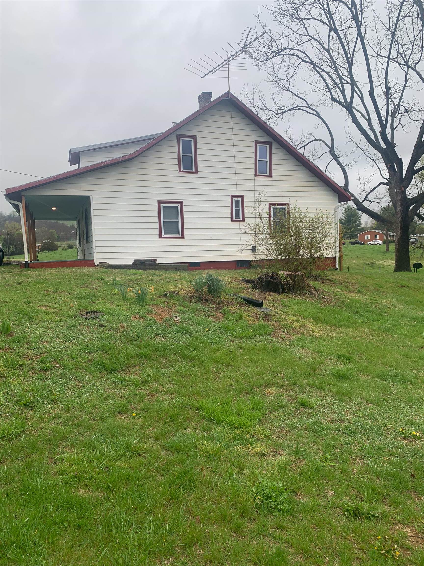 9 7 Springs Lane Fort Defiance, VA 24437 - Photo 2 of 13