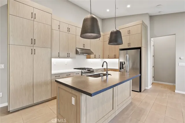 $1,150,000 | 110 Coastal Garden, Irvine, CA 92618