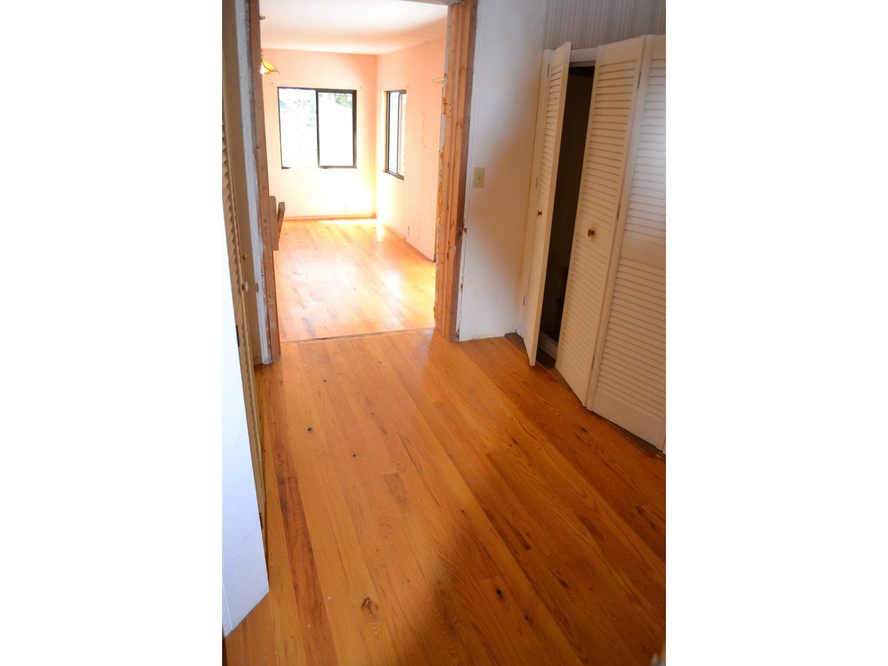 1768 Marble Island Road Colchester, VT 05446 - Photo 10 of 19 Gallery Image 10