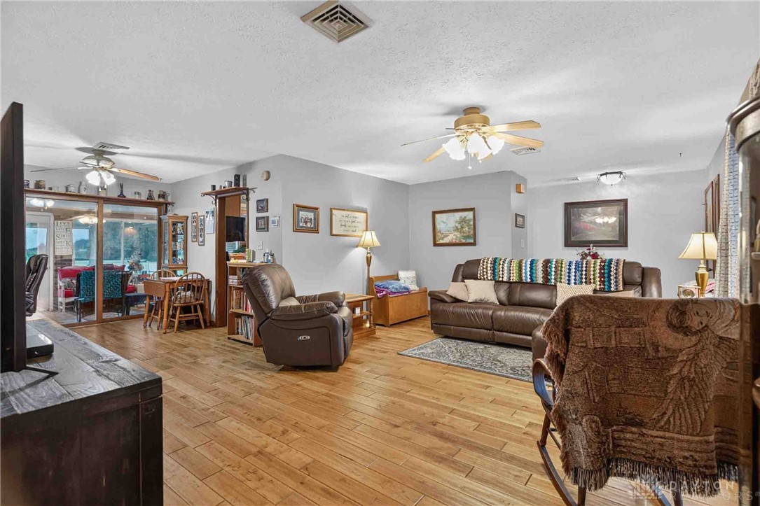 18477 Linker Shellenberger Road Jackson Center, OH 45334 - Photo 11 of 62