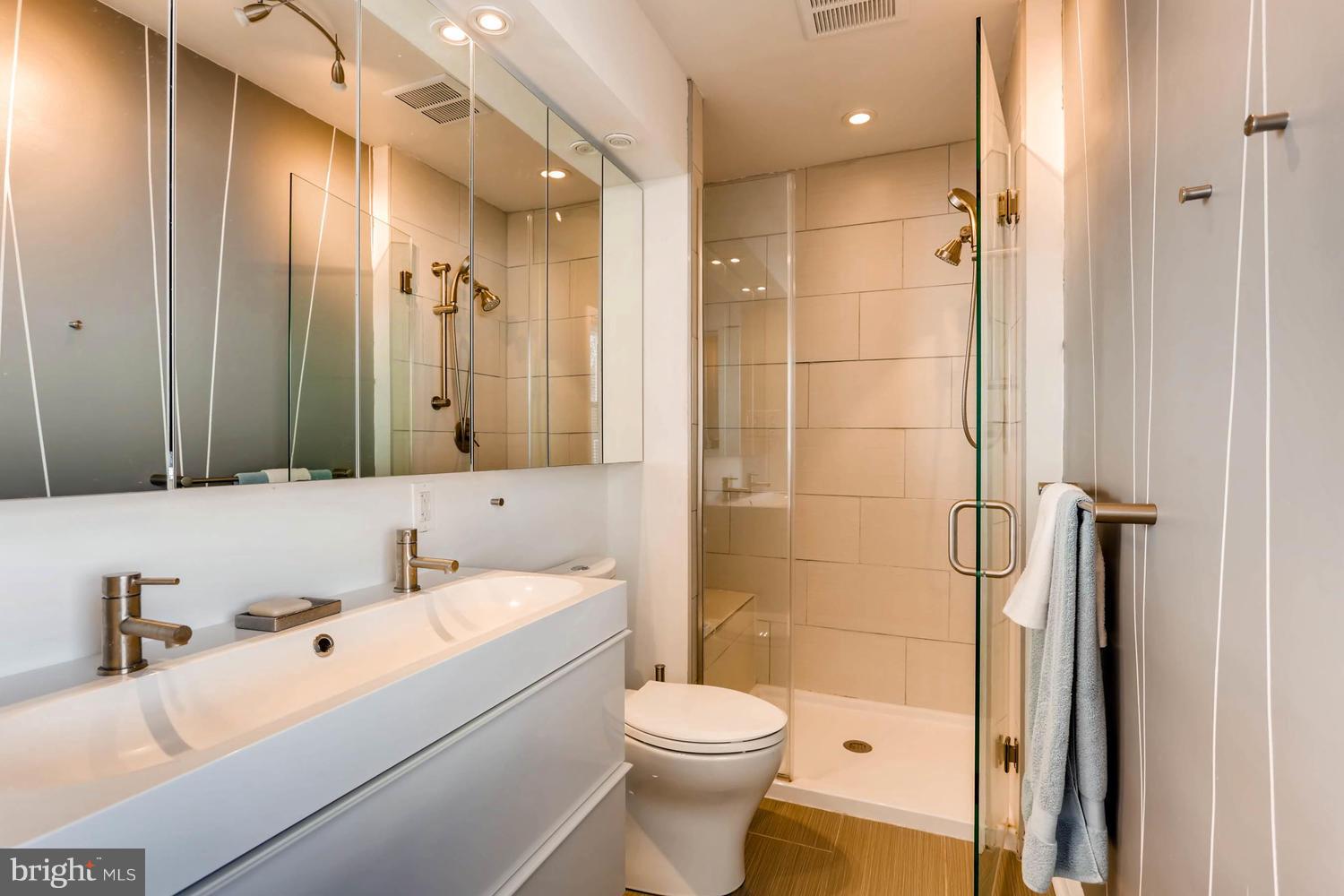 407 Terrace Way Baltimore, MD 21204 - Photo 15 of 28 Bath (Master), radiant floors