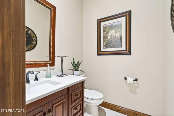 $1,579,500 | 1042 Holiday Drive, Crossville, TN 38555