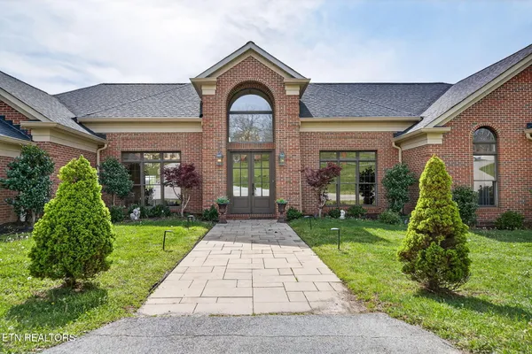 $1,579,500 | 1042 Holiday Drive, Crossville, TN 38555