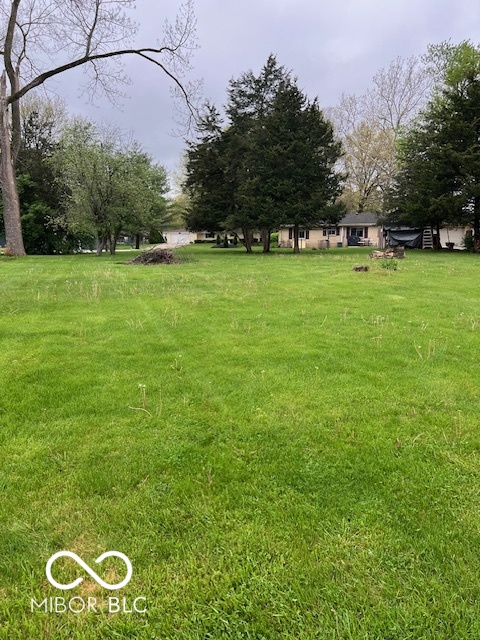 13260 Carthay Circle Fishers, IN 46038 - Photo 3 of 5