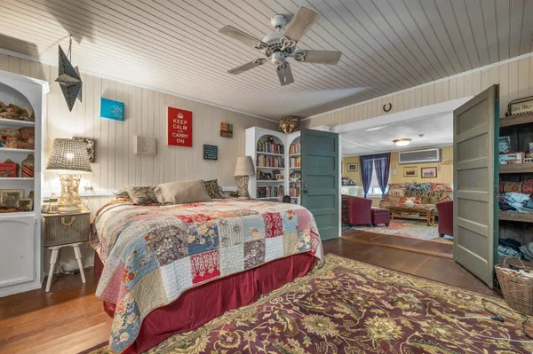 $999,000 | 48 Waukewan Road, New Hampton, NH 03256