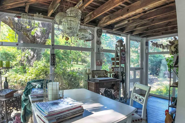 $999,000 | 48 Waukewan Road, New Hampton, NH 03256