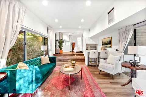 $2,695,000 | 2350 Benedict Canyon Drive, Beverly Hills, CA 90210