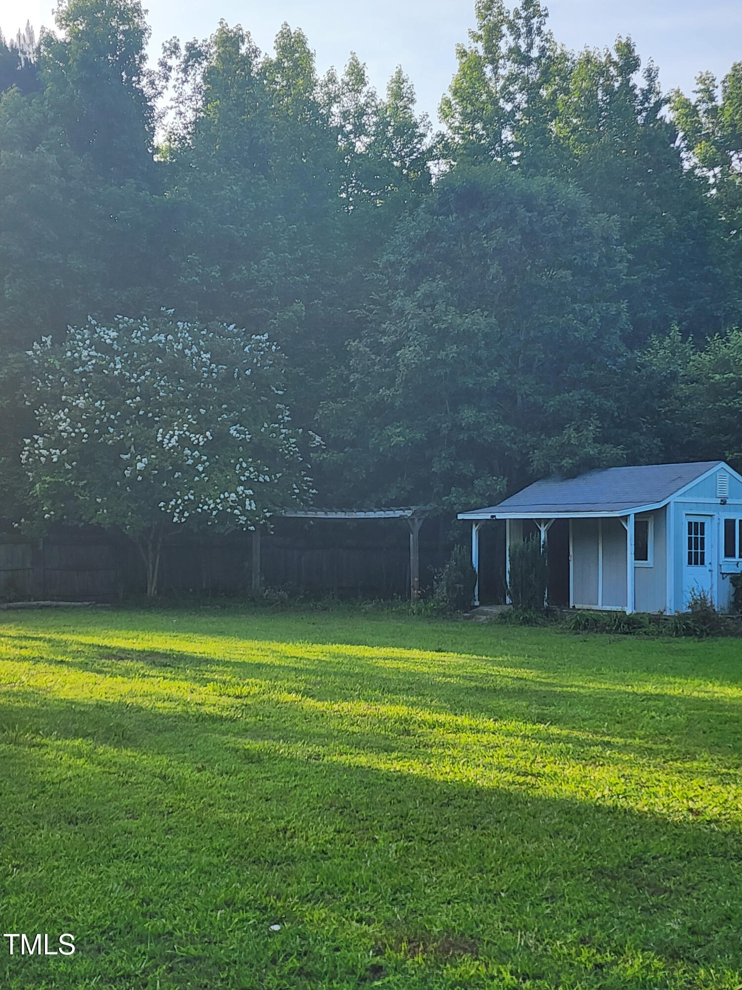 133 Rustic Lane Smithfield, NC 27577 - Photo 5 of 24 a view of a big yard