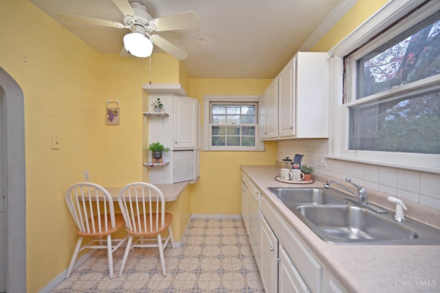 8577 Plainfield Road Cincinnati, OH 45236 - Photo 16 of 31 Gallery Image 16